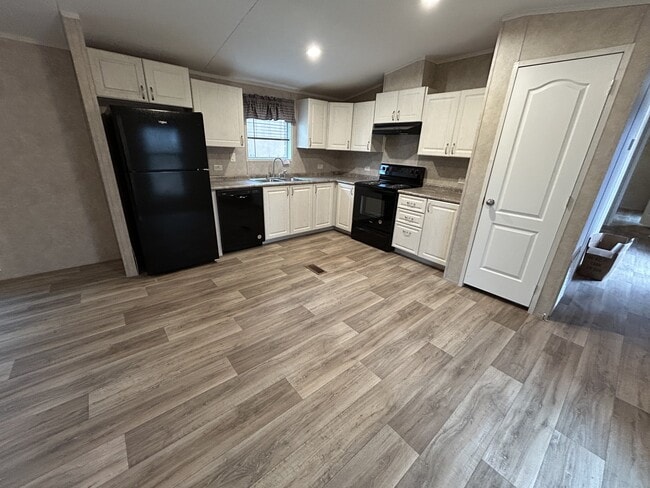 Photo - 211 Wauka Ridge Rd