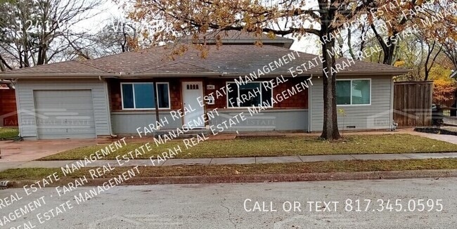 Building Photo - 1241 Valley Vista Dr