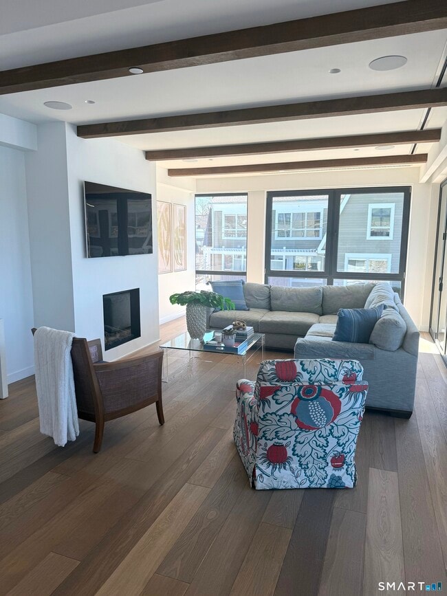 Photo - 111 Rowayton Ave Unidad 201