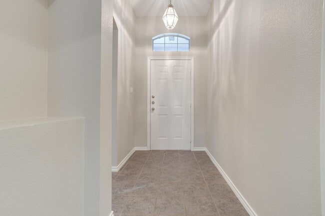 Photo - Great 3 Bedroom, 2 Bath, Brick Home in Gre...