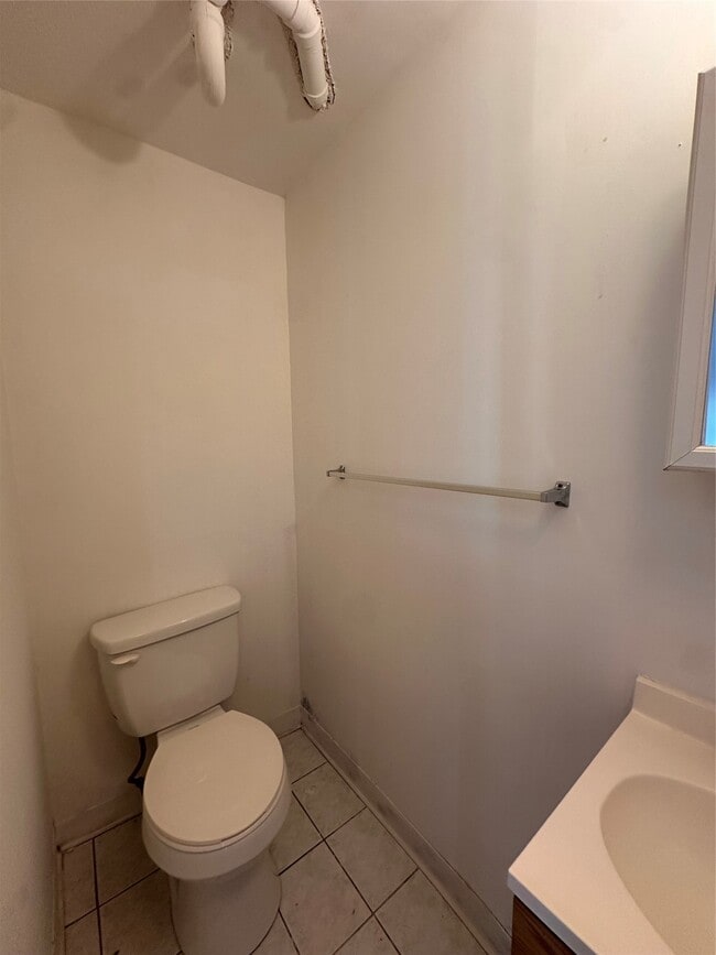 Photo - 106 Nanticoke Ave Unit 7,8,9,10