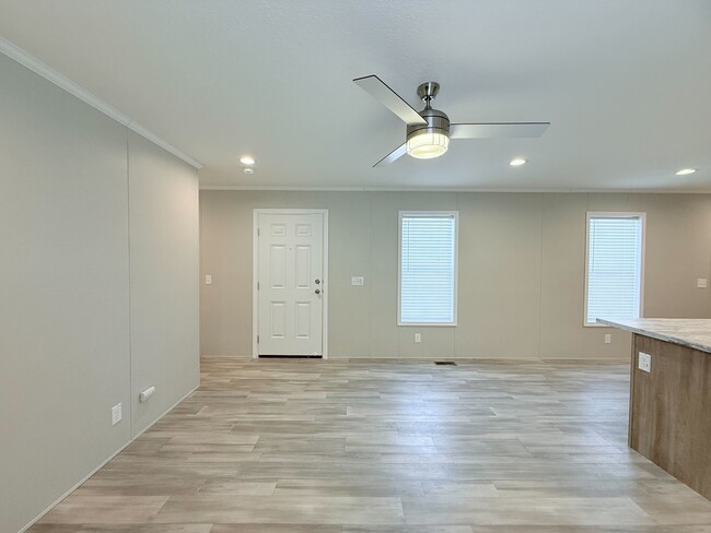 Photo - 52962 N Yorktown Ct