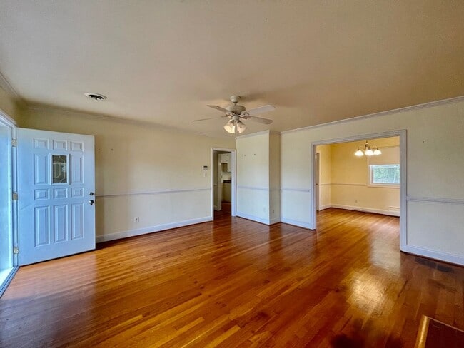 Photo - 1109 Smithfield Ave