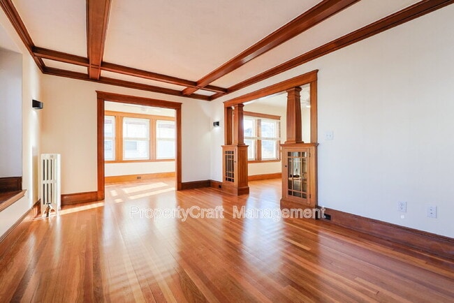 Photo - 105 Marlboro St