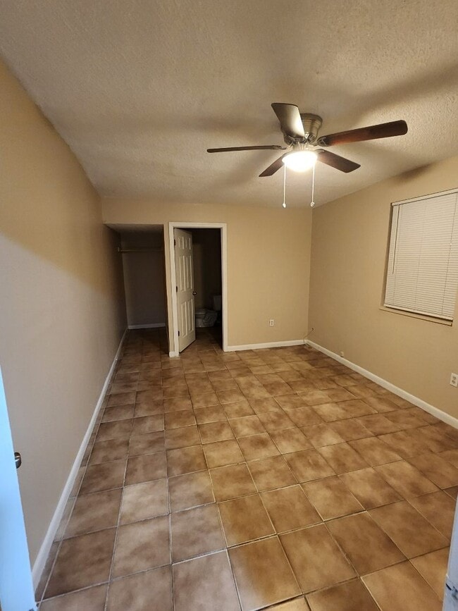 Photo - 812 E Lotus Ave Unit A