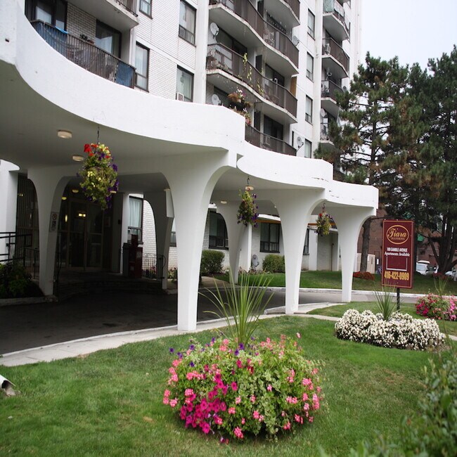 Building Photo - 100 Gamble Ave Unit 1203