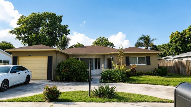 Building Photo - 5160 SW 8th St