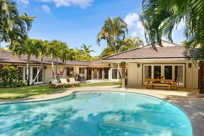 Building Photo - 4473 Aukai Ave