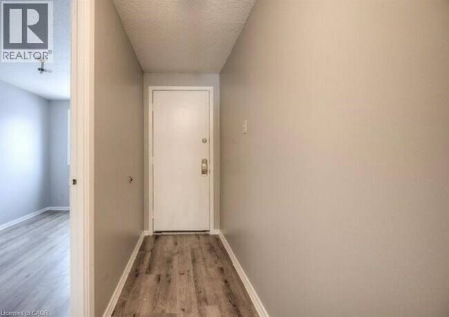 Photo - 1200 Courtland Ave E