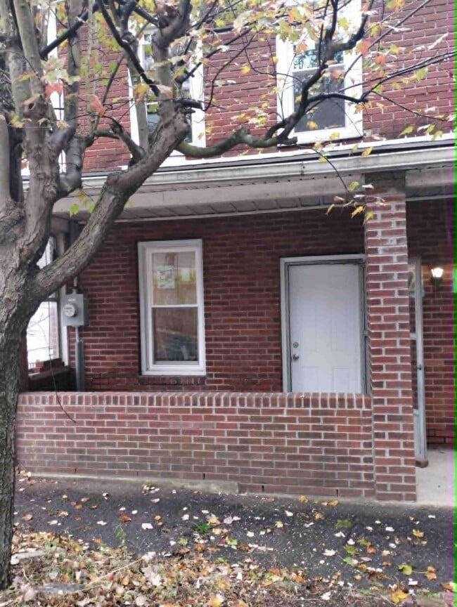 Building Photo - 170-172 Market St Cumbola, PA