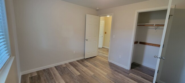 Photo - 3581 NE Hembree St