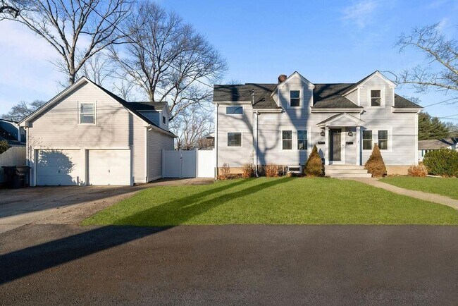 Photo - 5 Shippen Ave