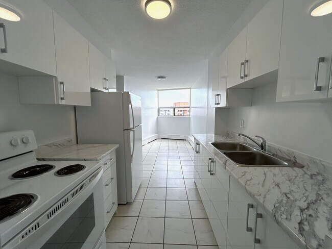 Photo - Wallace Pines II