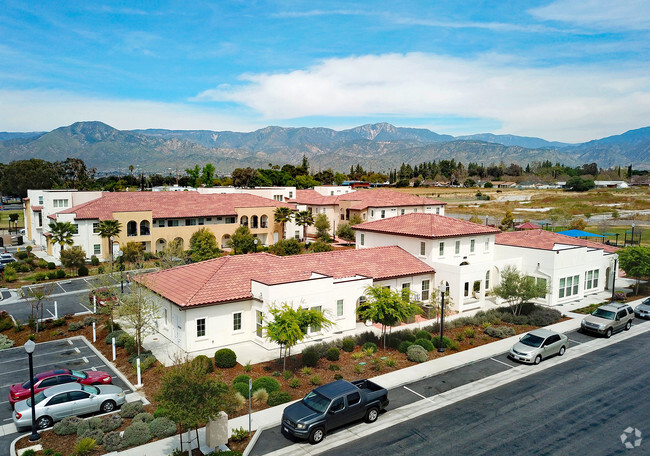 Building Photo - Valencia Grove Apartments