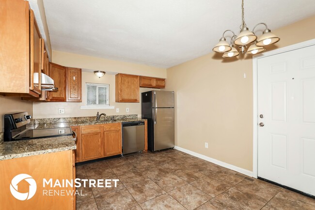 Photo - 5804 Coppock Ln House