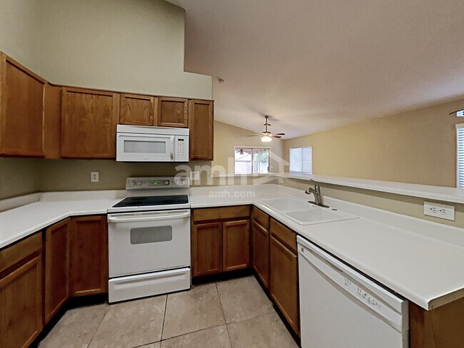 Photo - 11579 W Alvarado Rd