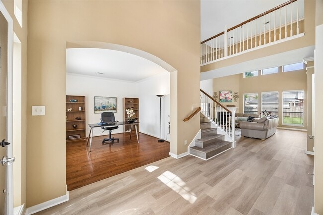 Photo - 2614 Cezanne Cir