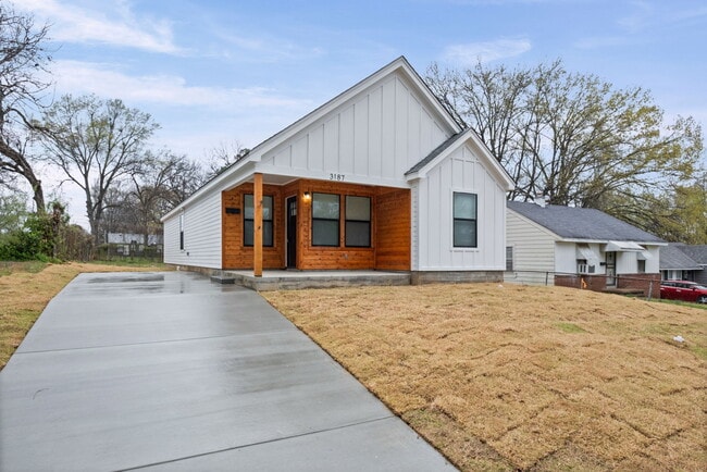 Photo - 3187 Millwood Rd