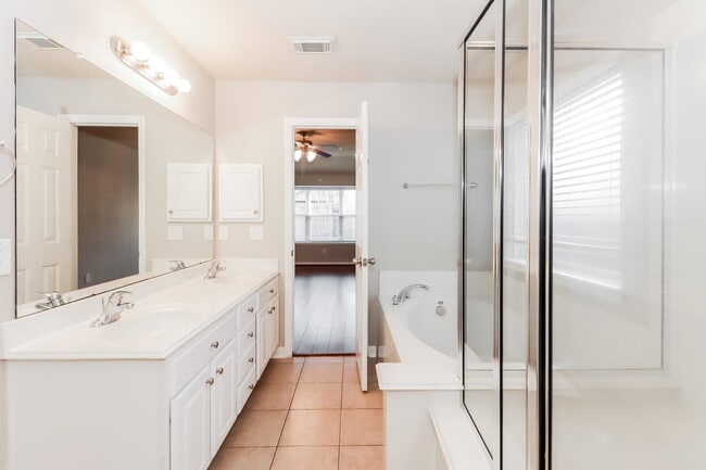 Photo - Enchanted Rock Lane, Missouri City, TX 77459 - 4 BR 2 BA single-family home