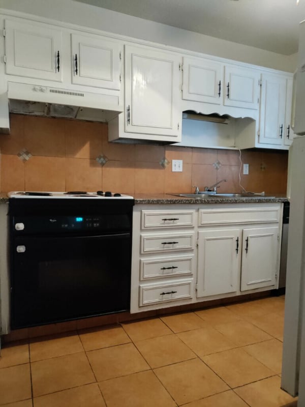 Photo - 304 Oakland St