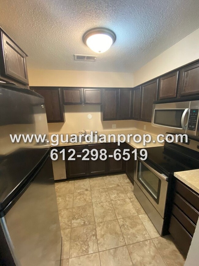Photo - 1006 12th St SW Unit #2