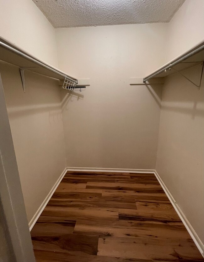 Photo - 1051 Country Club Dr