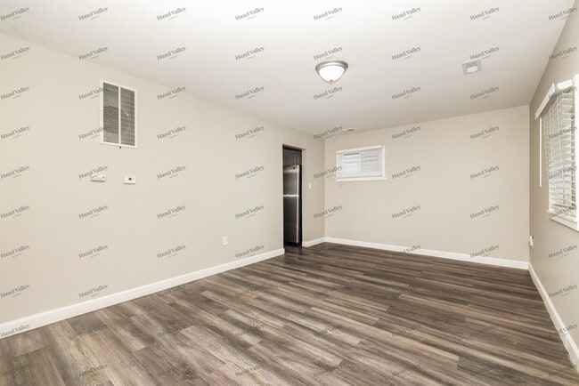 Photo - 1714 Dayoh Pl