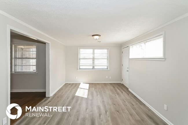 Photo - 3043 Christine Rd