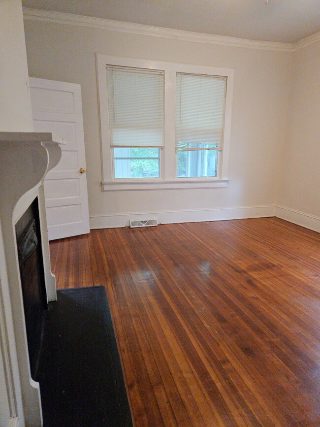 Photo - 700 Summit Ave