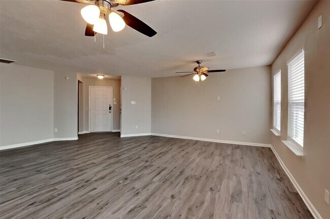 Photo - 3119 Peachstone Pl