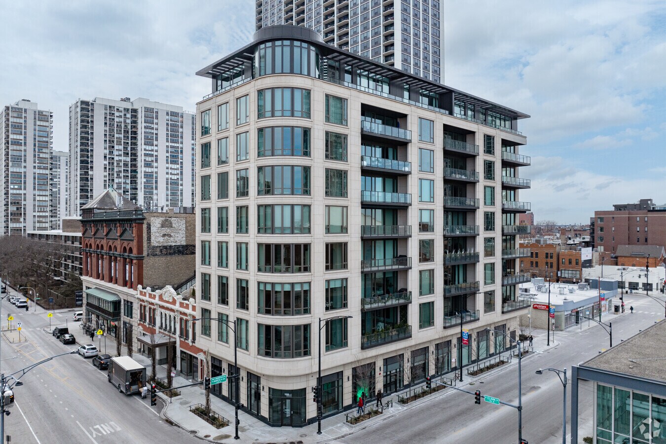 Photo - 1550 on the Park