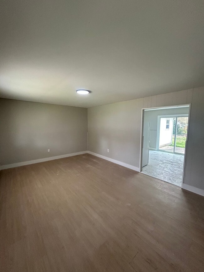 Photo - 123 Jericho Rd
