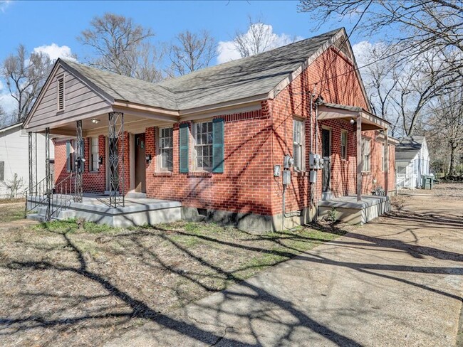 Photo - 796 Atlantic St Townhome