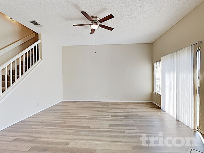 Photo - 8058 Pioneer Trail Dr