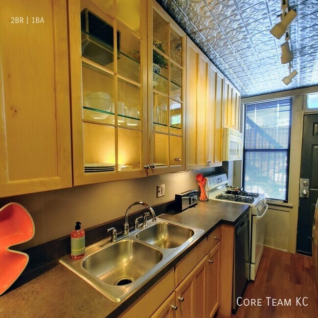 Photo - 3818 Walnut St Unit 2N