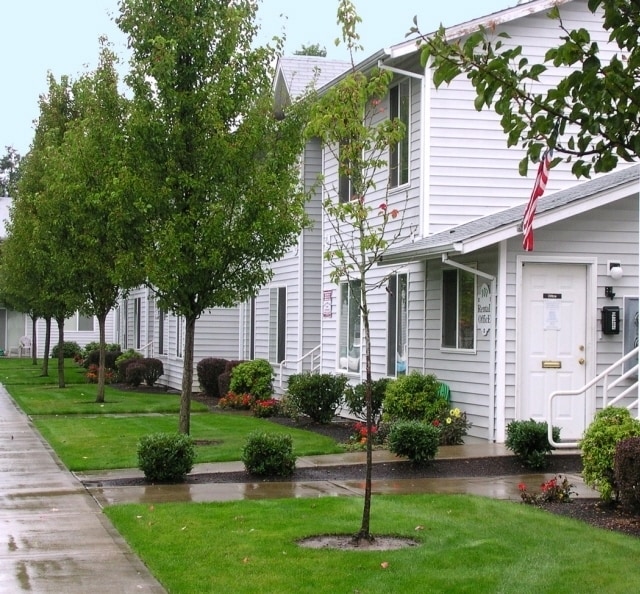 Building Photo - Location, Community, Quality Living. It St... Unit 28101 Rental