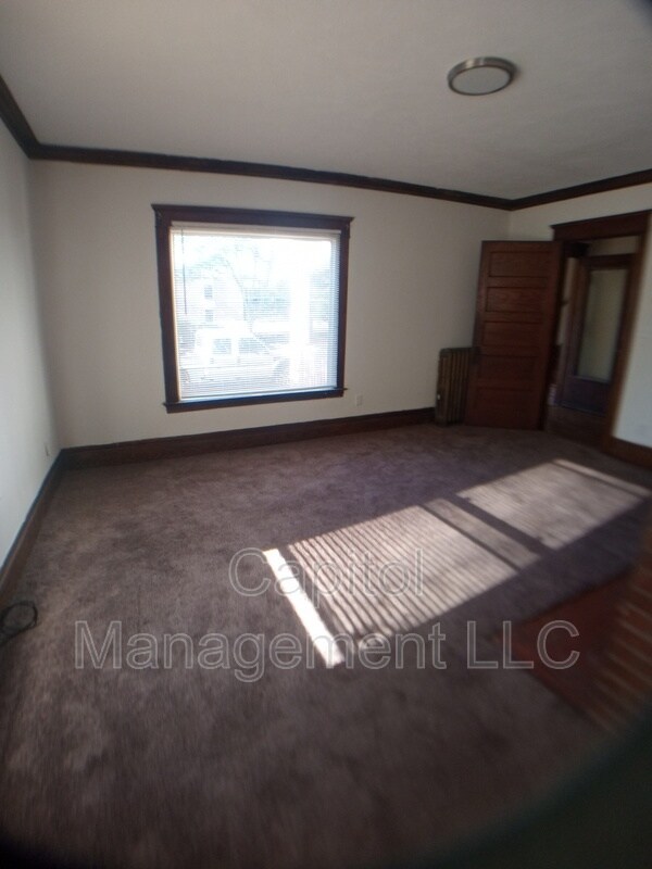 Photo - 220 W Lapeer St Unit 1