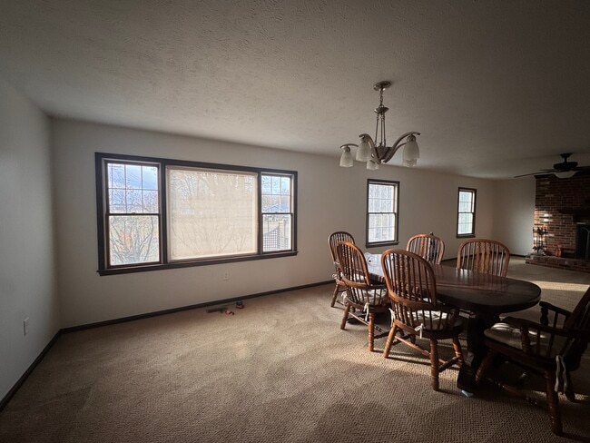 Photo - 319 Ironwood Rd