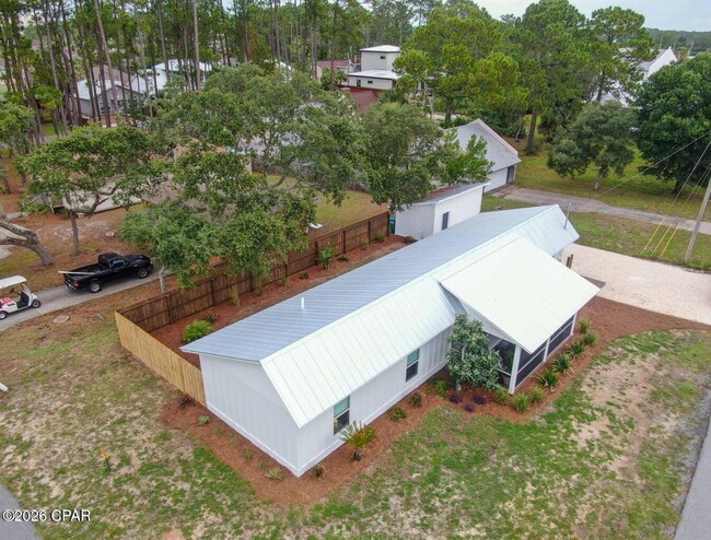 Building Photo - 307 Dolphin Dr