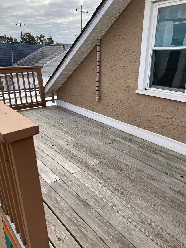 239 W Juniper Ave Apartments Wildwood, NJ