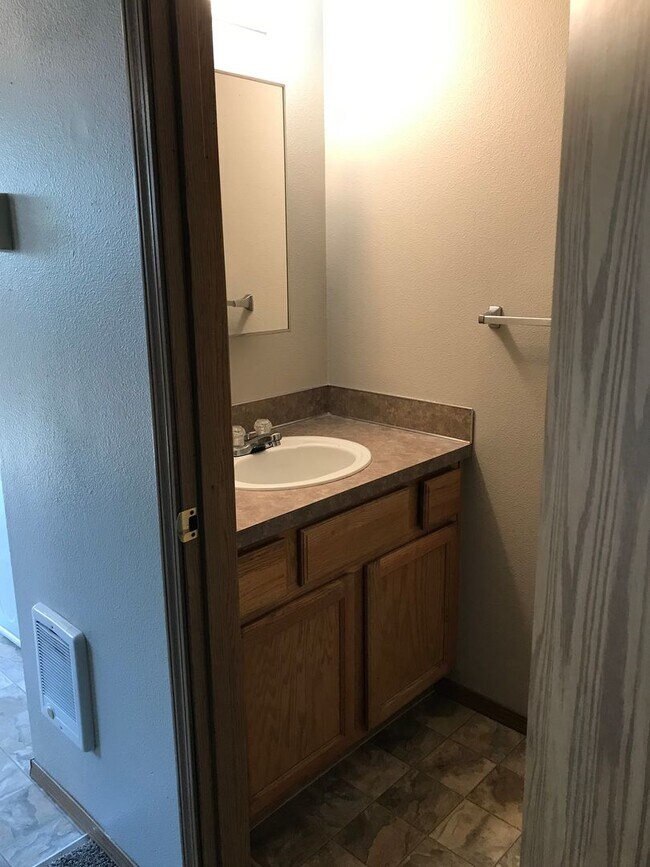 Photo - 150 NE 5th St Unit 3