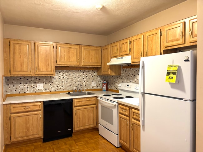 Photo - 67 Milliken Ave Unit 22B