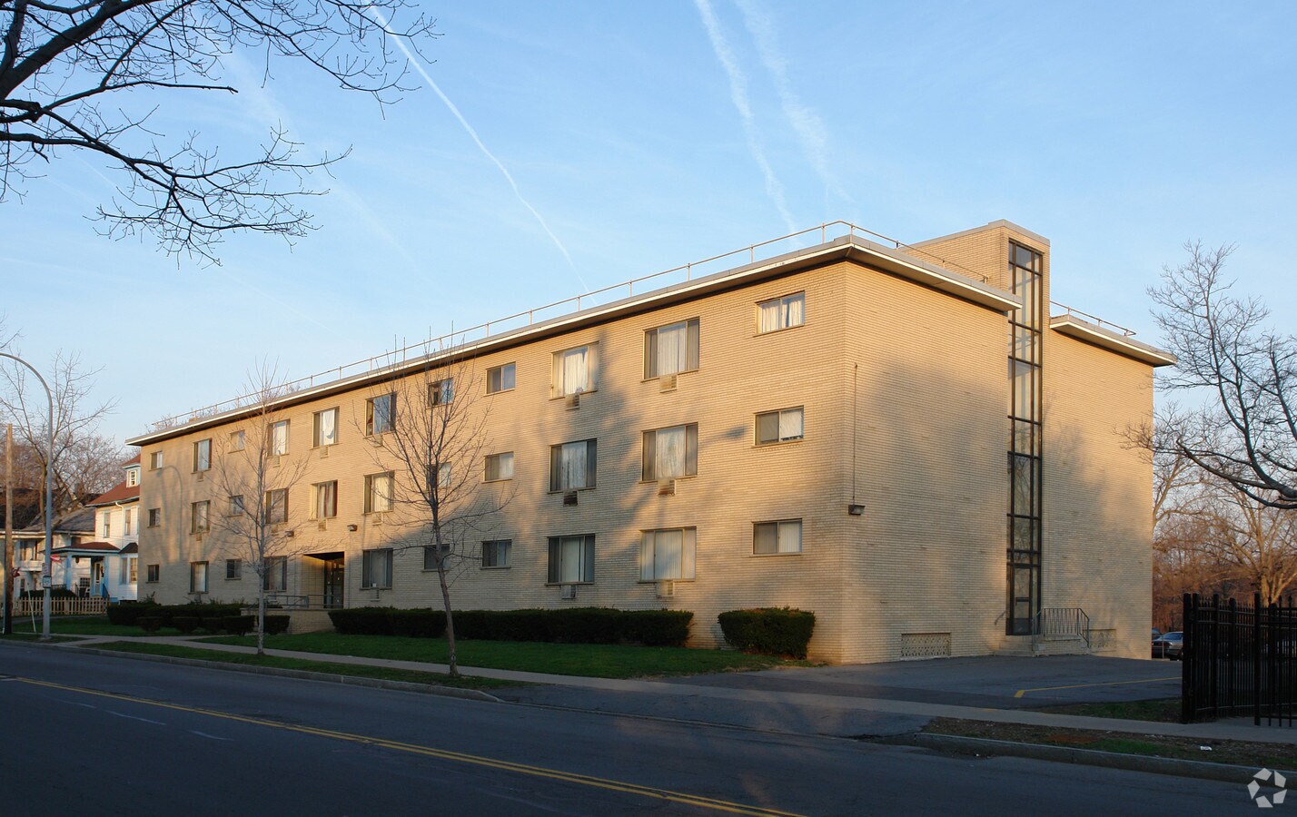 Woodie View Apartments - Woodie View Apartments