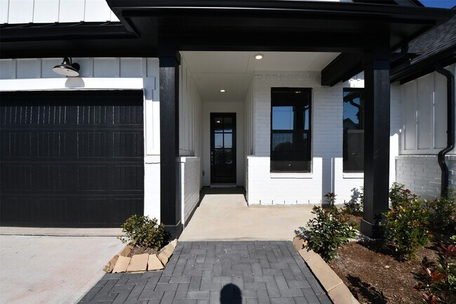 Photo - 19722 Dwight Eisenhower Dr