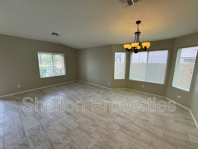 Photo - 16725 W Washington St