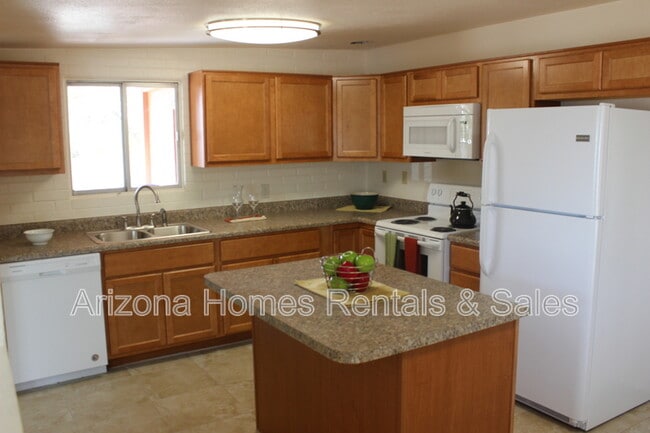 Photo - 8131 E Beverly St