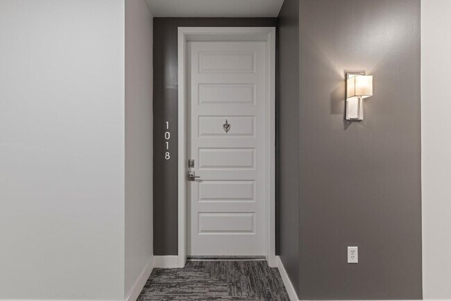 7300 E Earll Dr Unit 1018
