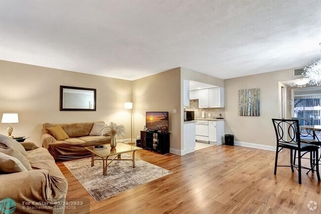 Building Photo - 2401 Antigua Cir Unit F1 Rental