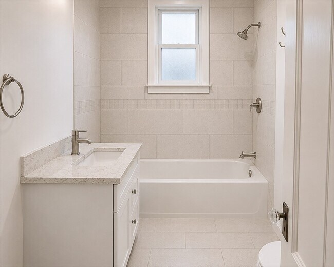 Photo - 118 Inman St Unit 3