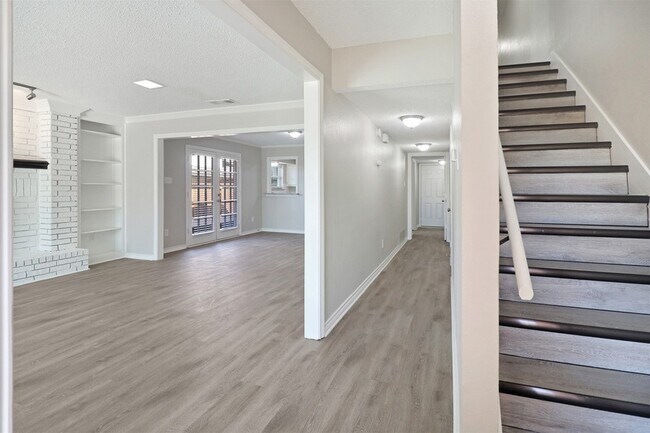 2179 Southern Pl Unit A